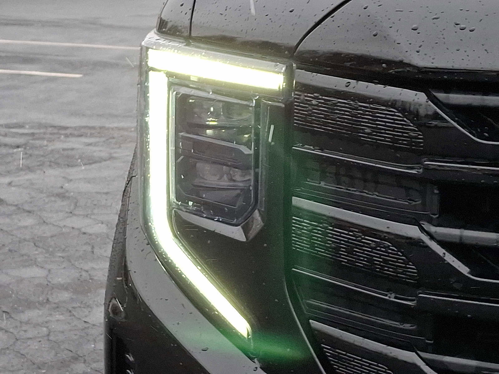 Used 2023 GMC Sierra 1500 Elevation image 9