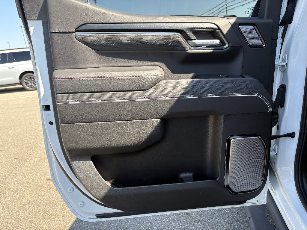 Used 2024 GMC Sierra 1500 AT4X AWD/4WD image 16