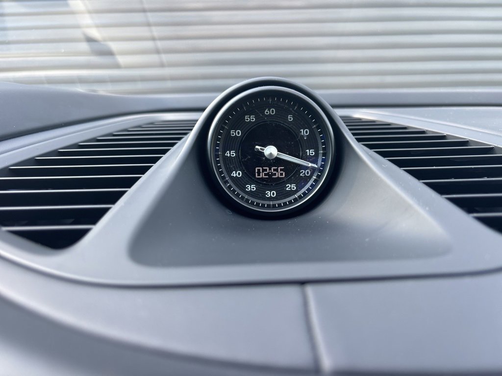 Used 2025 Porsche Macan Electric image 22