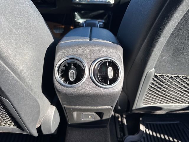 Used 2022 Mercedes-Benz CLA 250 4MATIC image 26