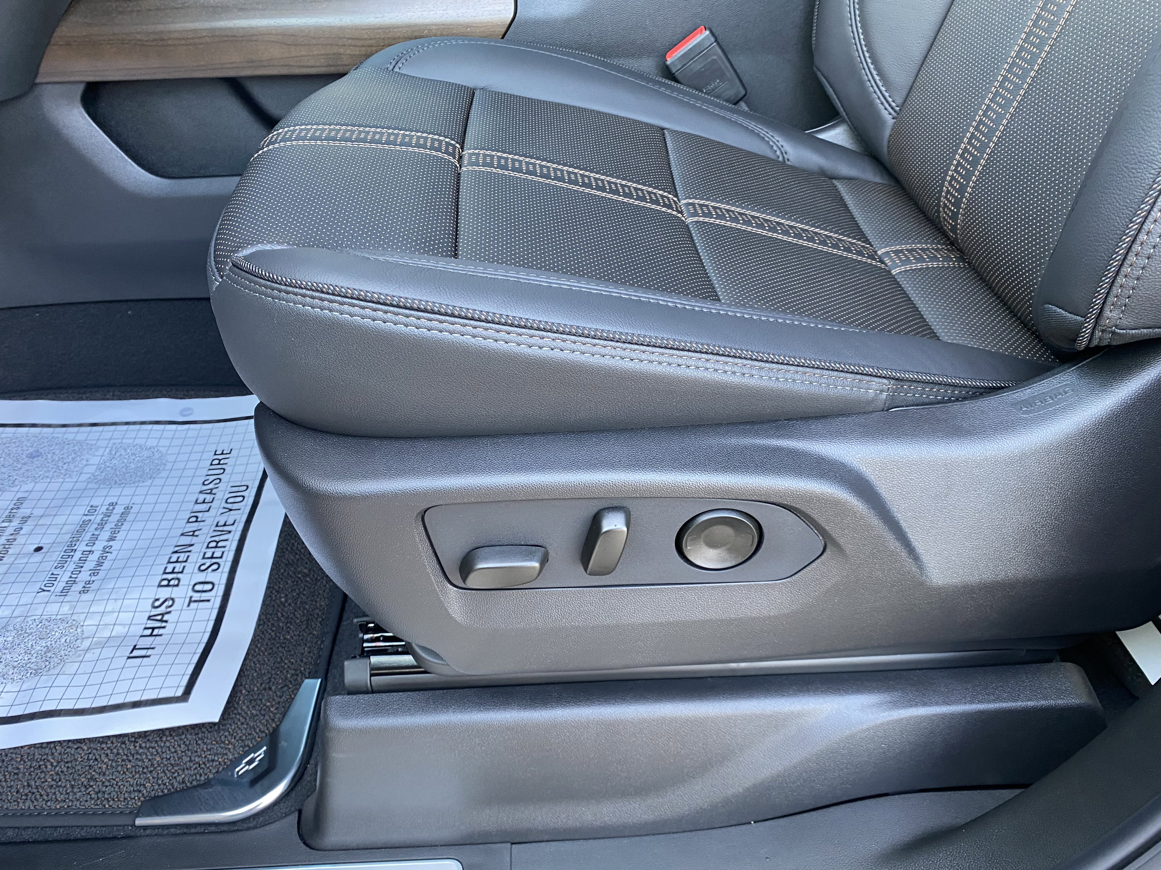 New 2026 Chevrolet Silverado 2500 High Country w/ Midnight Edition image 8