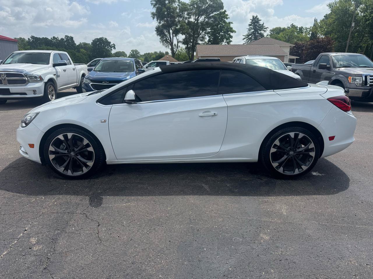Used 2019 Buick Cascada Premium FWD image 6