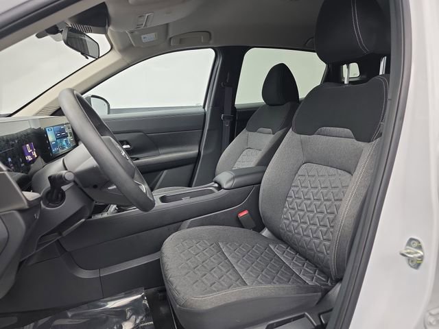 Used 2025 Nissan Kicks SV image 22