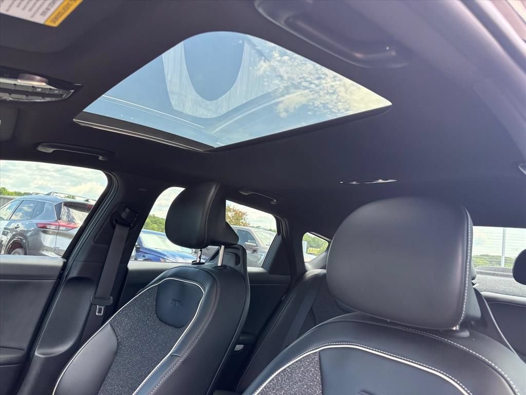 Used 2025 Kia K4 GT-Line w/ GT-Line Sunroof Package FWD image 7