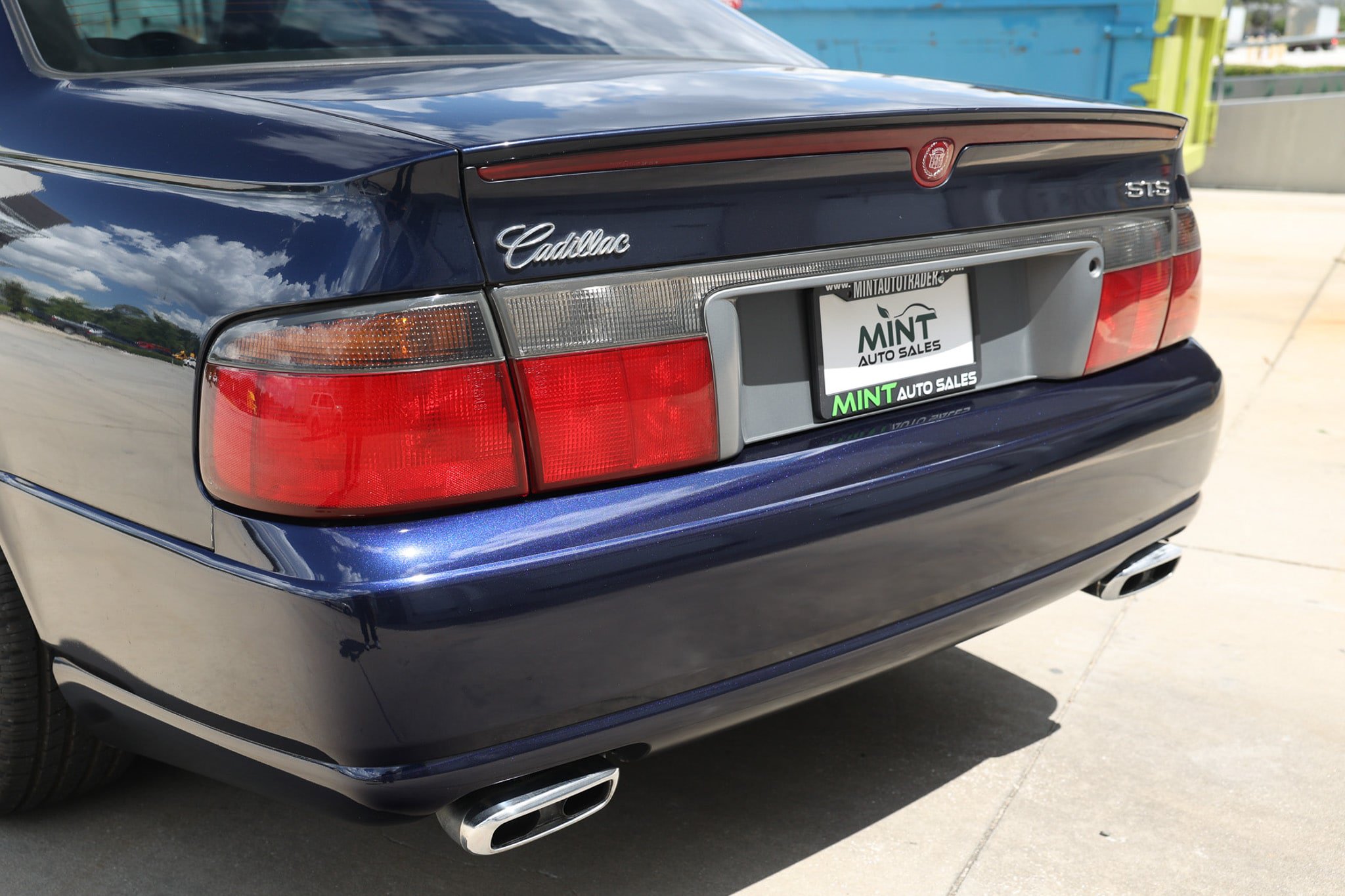 Used 1999 Cadillac Seville STS FWD image 40