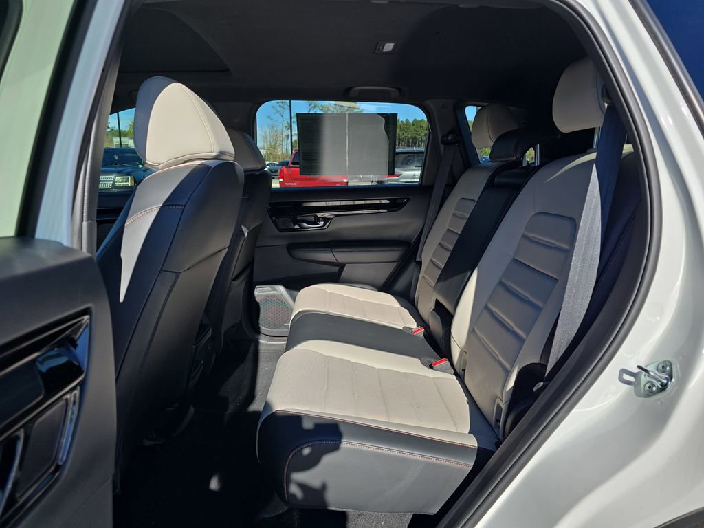 Used 2025 Honda CR-V Sport Touring image 18