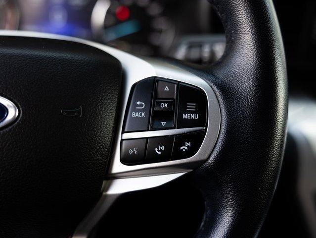 Used 2021 Ford Explorer XLT image 12