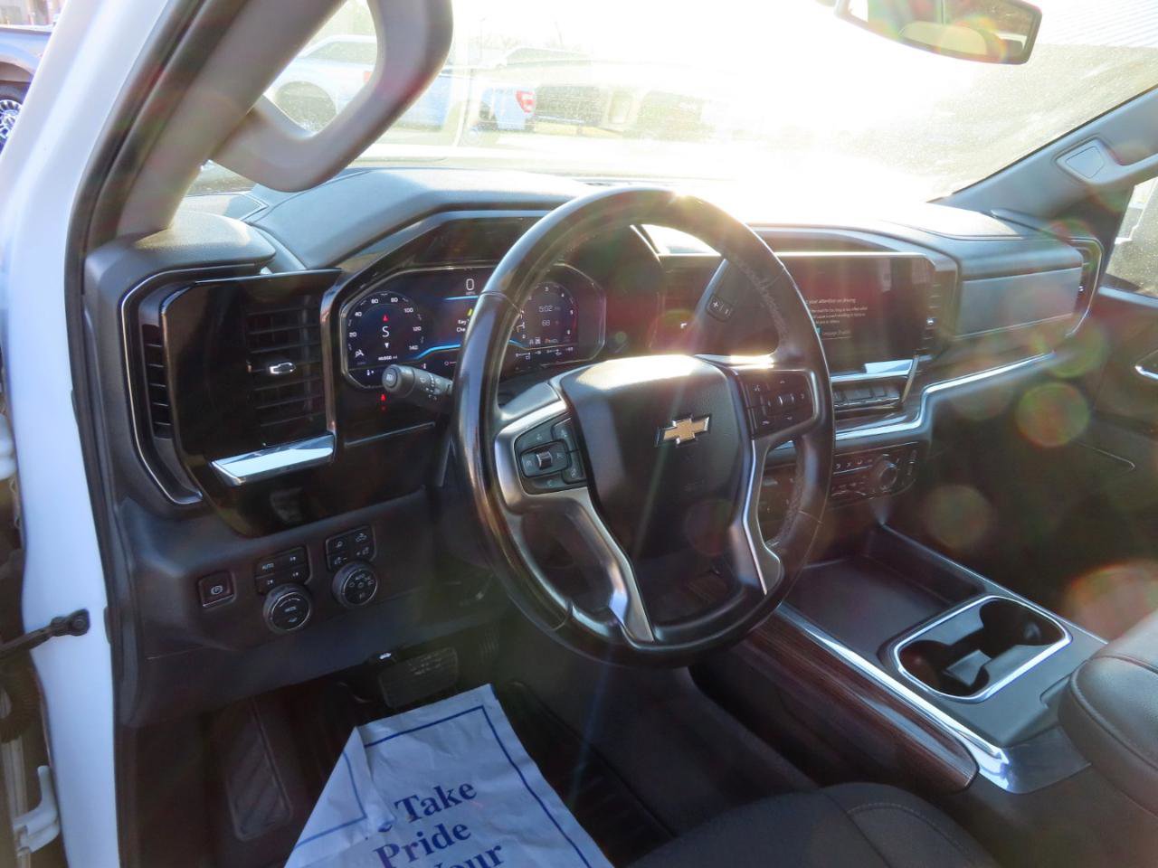 Used 2024 Chevrolet Silverado 2500 LT w/ True North Edition image 36