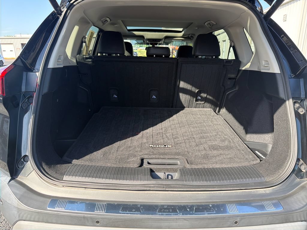 Used 2021 Nissan Rogue SV w/ Premium Package FWD image 22