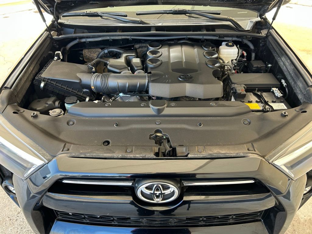 Used 2023 Toyota 4Runner SR5 Premium image 40