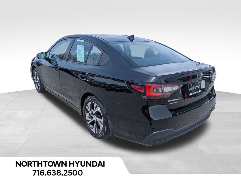 Used 2023 Subaru Legacy AWD/4WD image 3