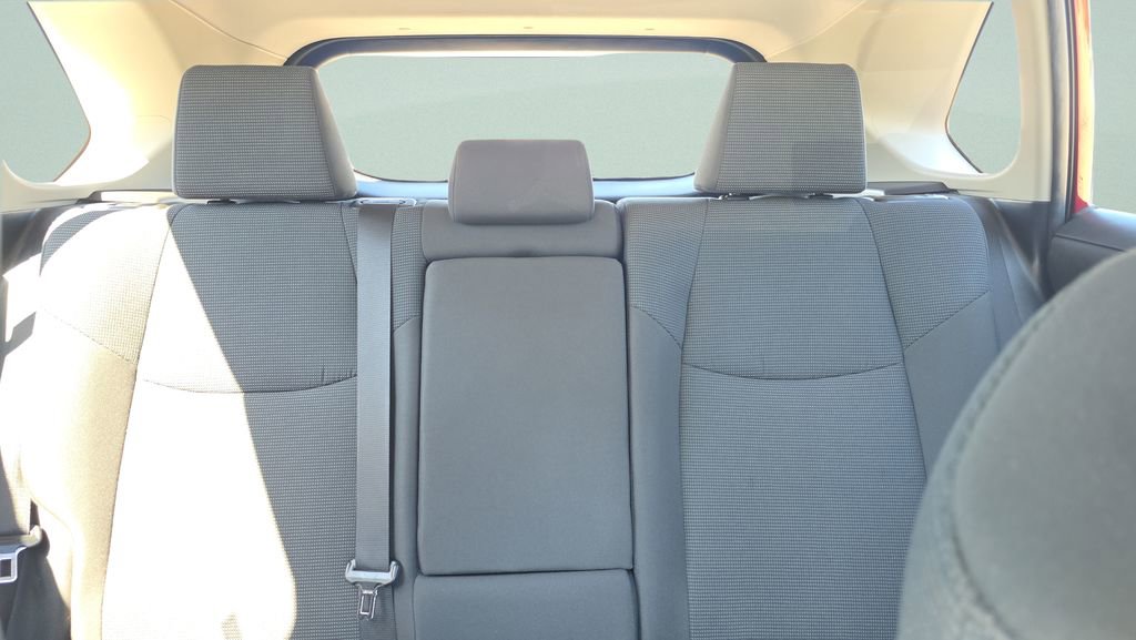 Certified 2022 Toyota RAV4 LE FWD image 10