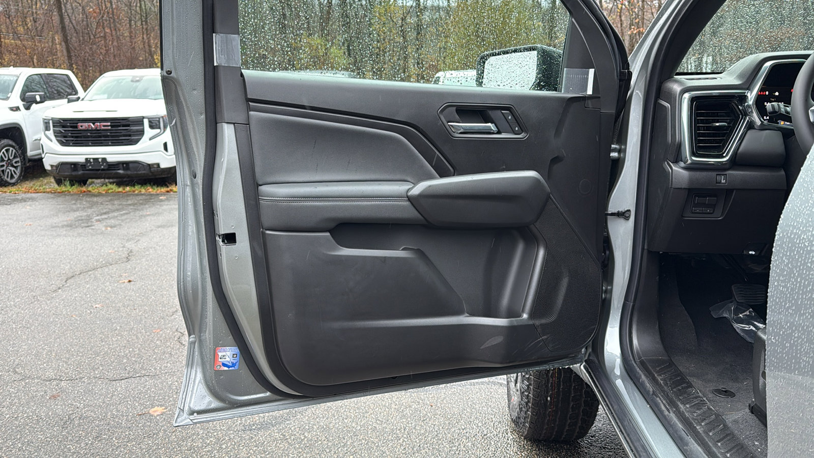 New 2026 GMC Canyon Elevation w/ Convenience Package image 7