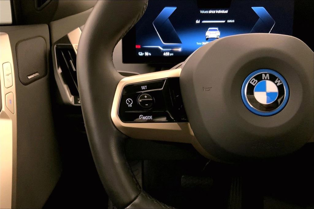 Certified 2024 BMW iX xDrive50 w/ Premium Package AWD/4WD image 17