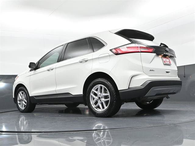 Certified 2024 Ford Edge SEL w/ Convenience Package AWD/4WD image 32