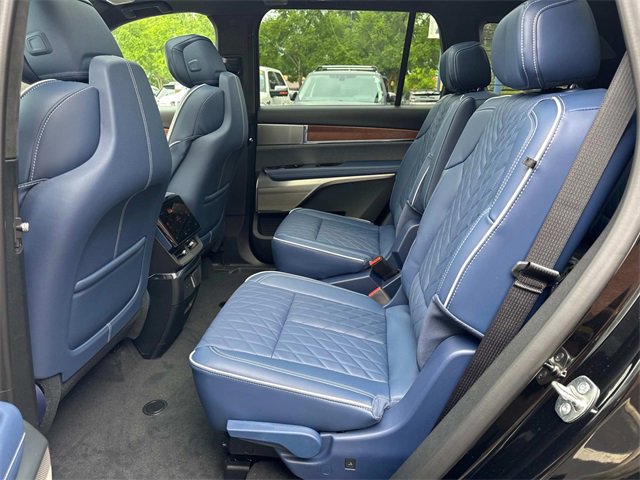 New 2026 Cadillac Vistiq Premium Luxury image 12