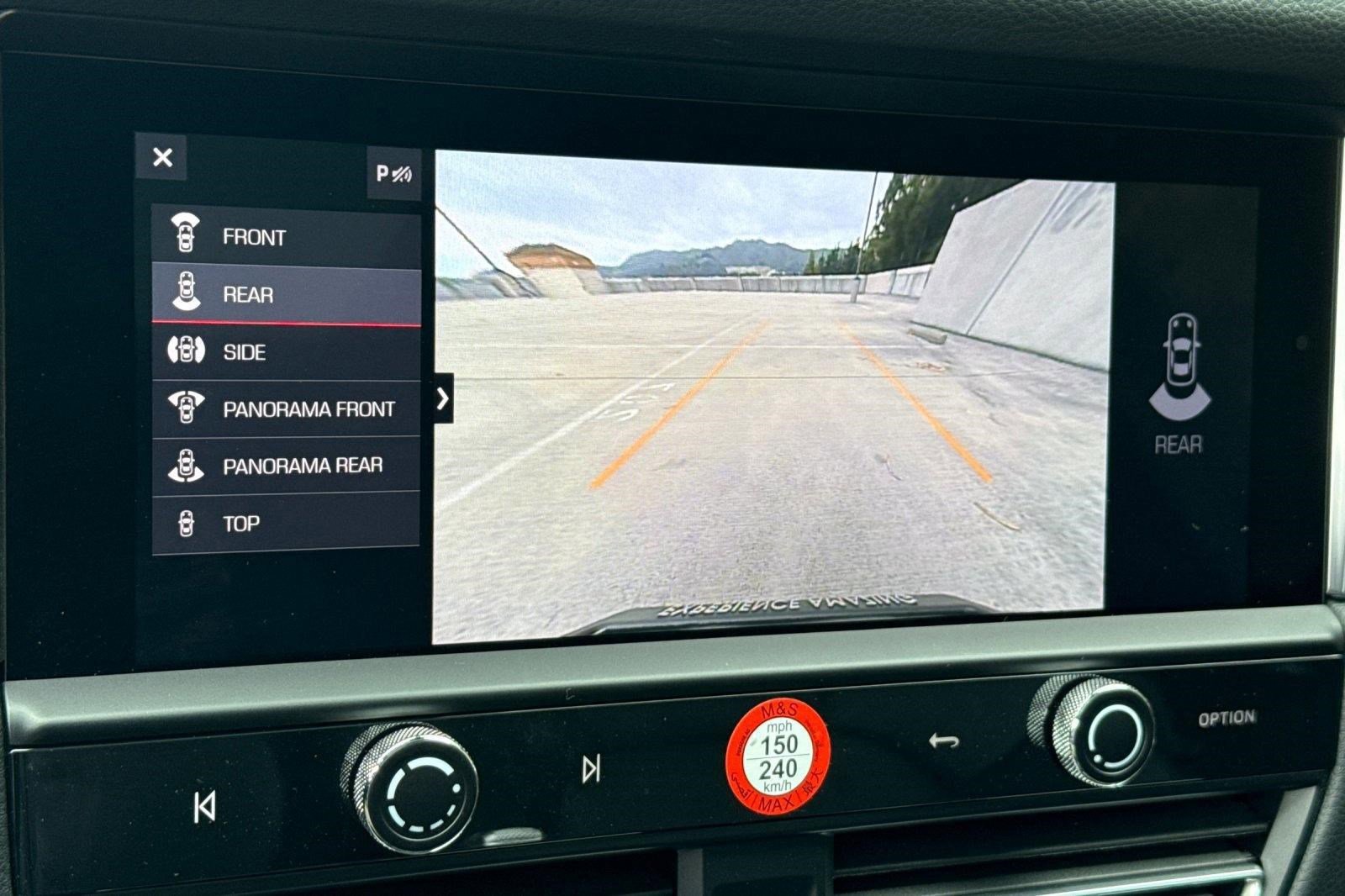 Used 2024 Porsche Macan AWD/4WD image 24