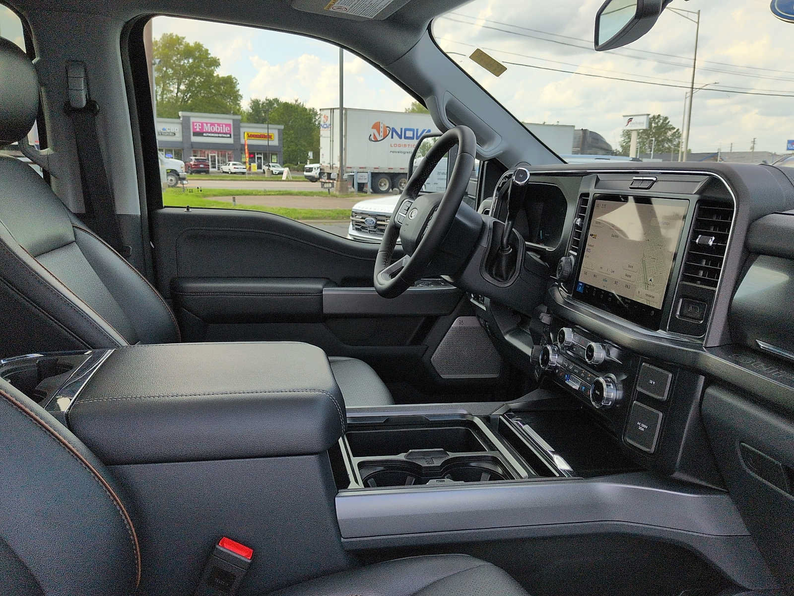 New 2026 Ford F350 Lariat w/ Tremor Off-Road Package AWD/4WD image 10