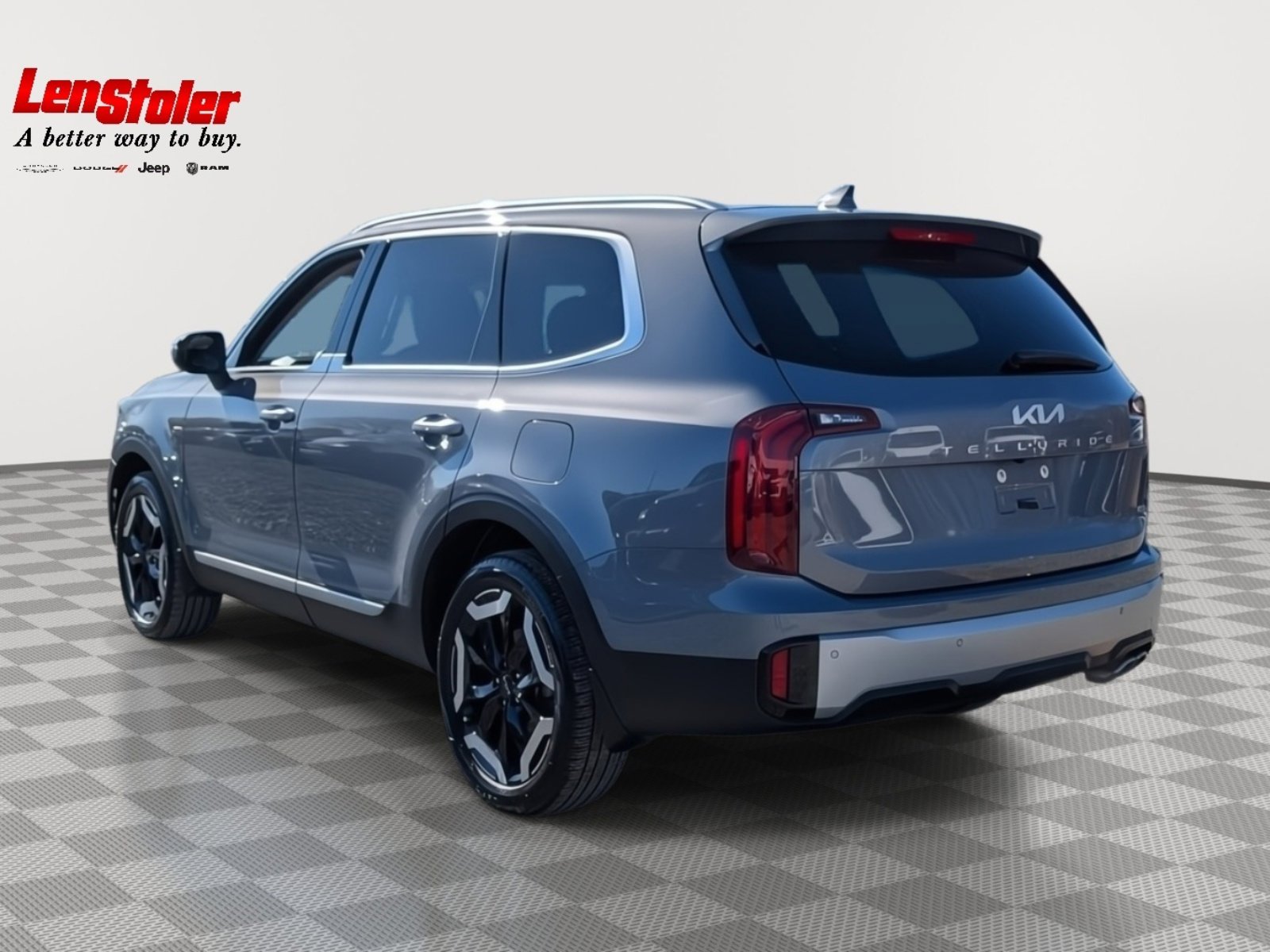 Used 2024 Kia Telluride S w/ S Sunroof Package image 3