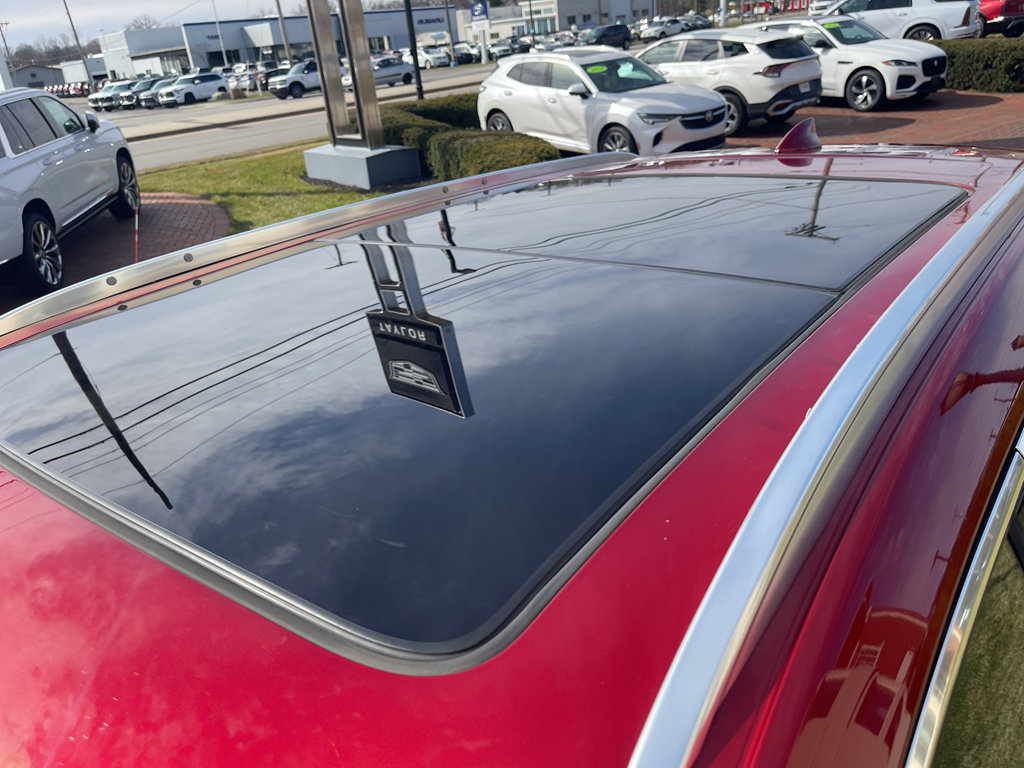 Used 2023 Cadillac XT5 Premium Luxury w/ Technology Package image 12