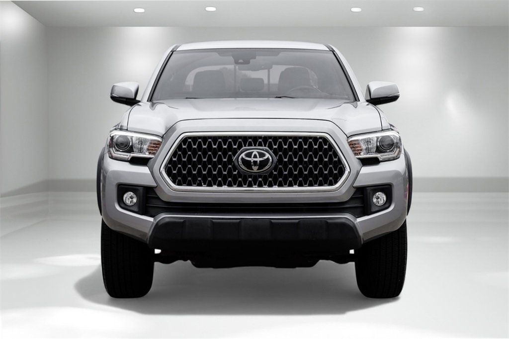 Used 2019 Toyota Tacoma TRD Off-Road image 4