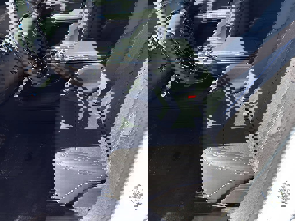 New 2026 Cadillac Lyriq Luxury image 12