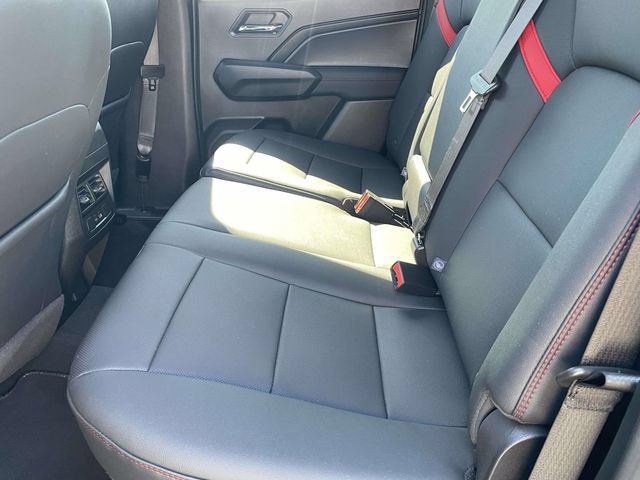 Used 2024 Chevrolet Colorado Z71 w/ Z71 Convenience Package 2 AWD/4WD image 12