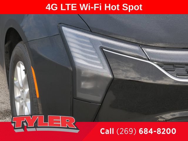 New 2027 Chrysler Pacifica Select FWD image 10