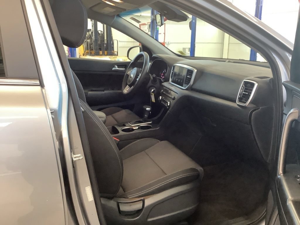 Certified 2022 Kia Sportage LX AWD/4WD image 16