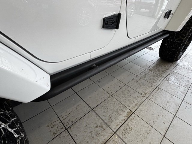 Used 2018 Jeep Wrangler Unlimited Sport image 29