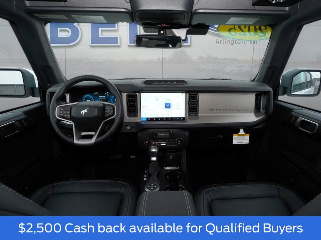 New 2025 Ford Bronco Outer Banks w/ Sasquatch Package image 11