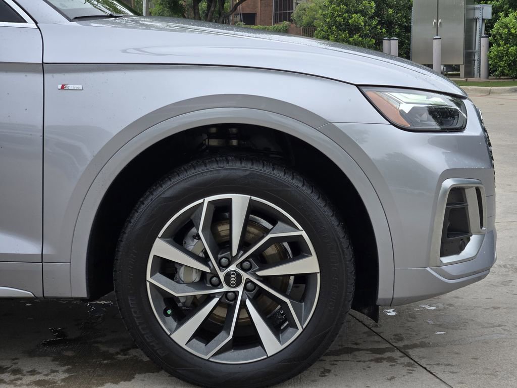 Certified 2022 Audi Q5 2.0T Premium Plus AWD/4WD image 13