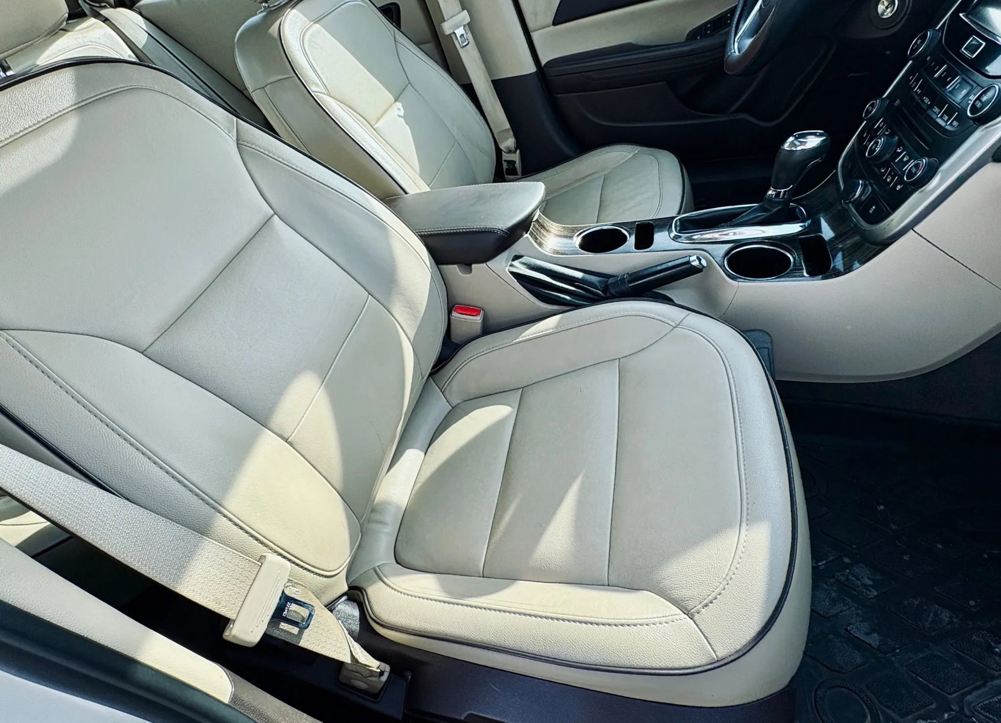 Used 2014 Chevrolet Malibu LTZ image 16