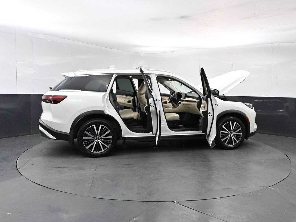 Used 2025 INFINITI QX60 Sensory w/ Vision Package AWD/4WD image 26
