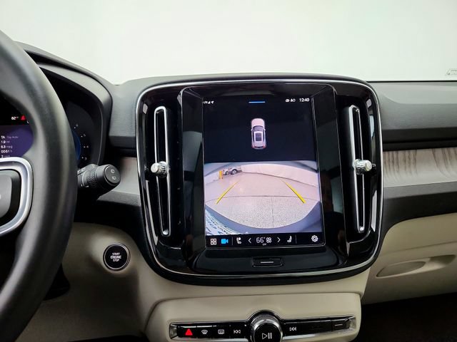 Certified 2023 Volvo XC40 B5 Plus w/ Protection Package Premier AWD/4WD image 23