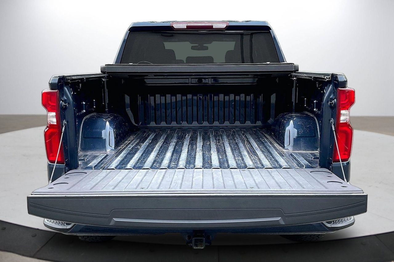 Used 2021 Chevrolet Silverado 1500 Custom AWD/4WD image 25