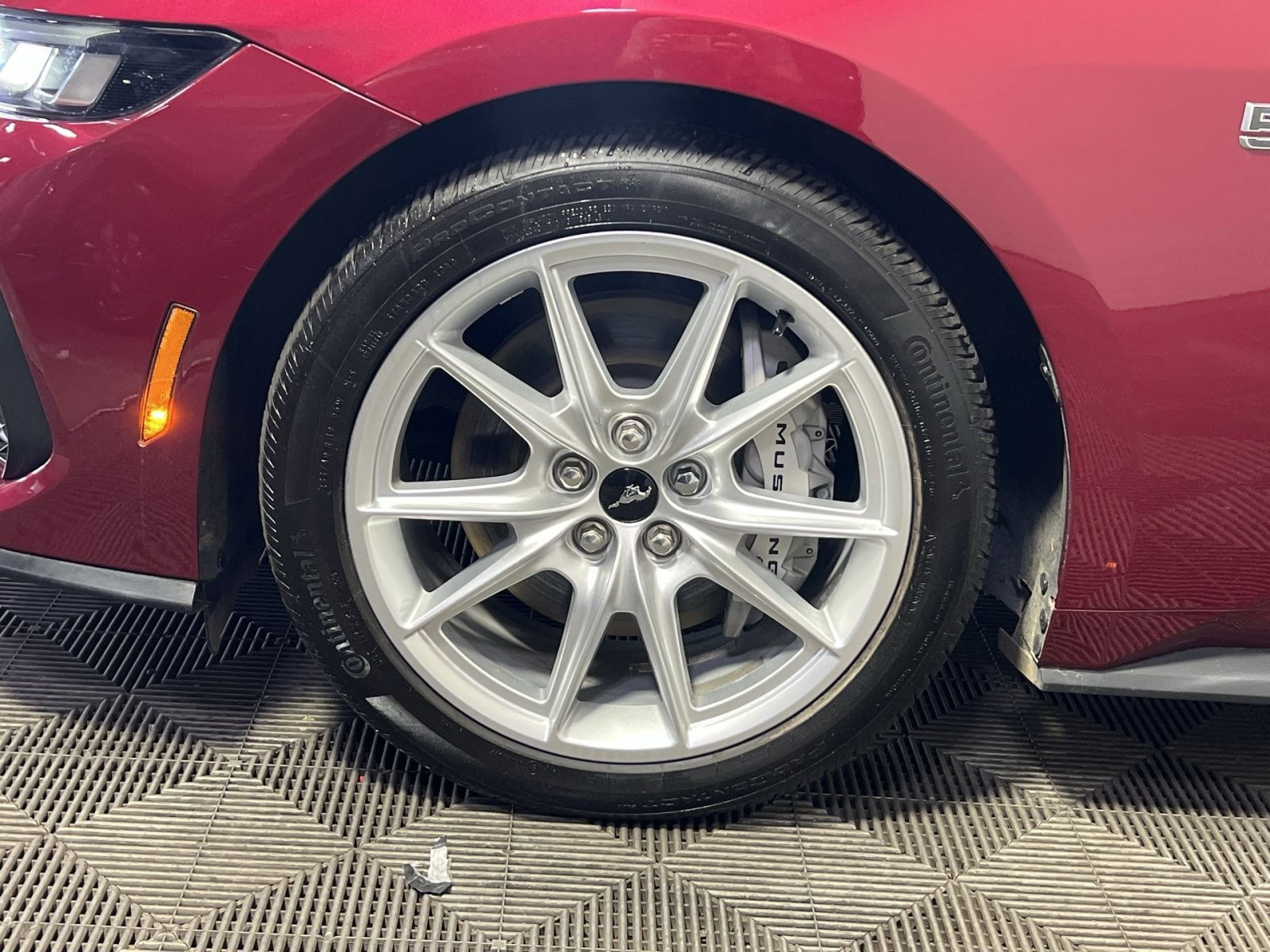 Used 2025 Ford Mustang GT Premium RWD image 13