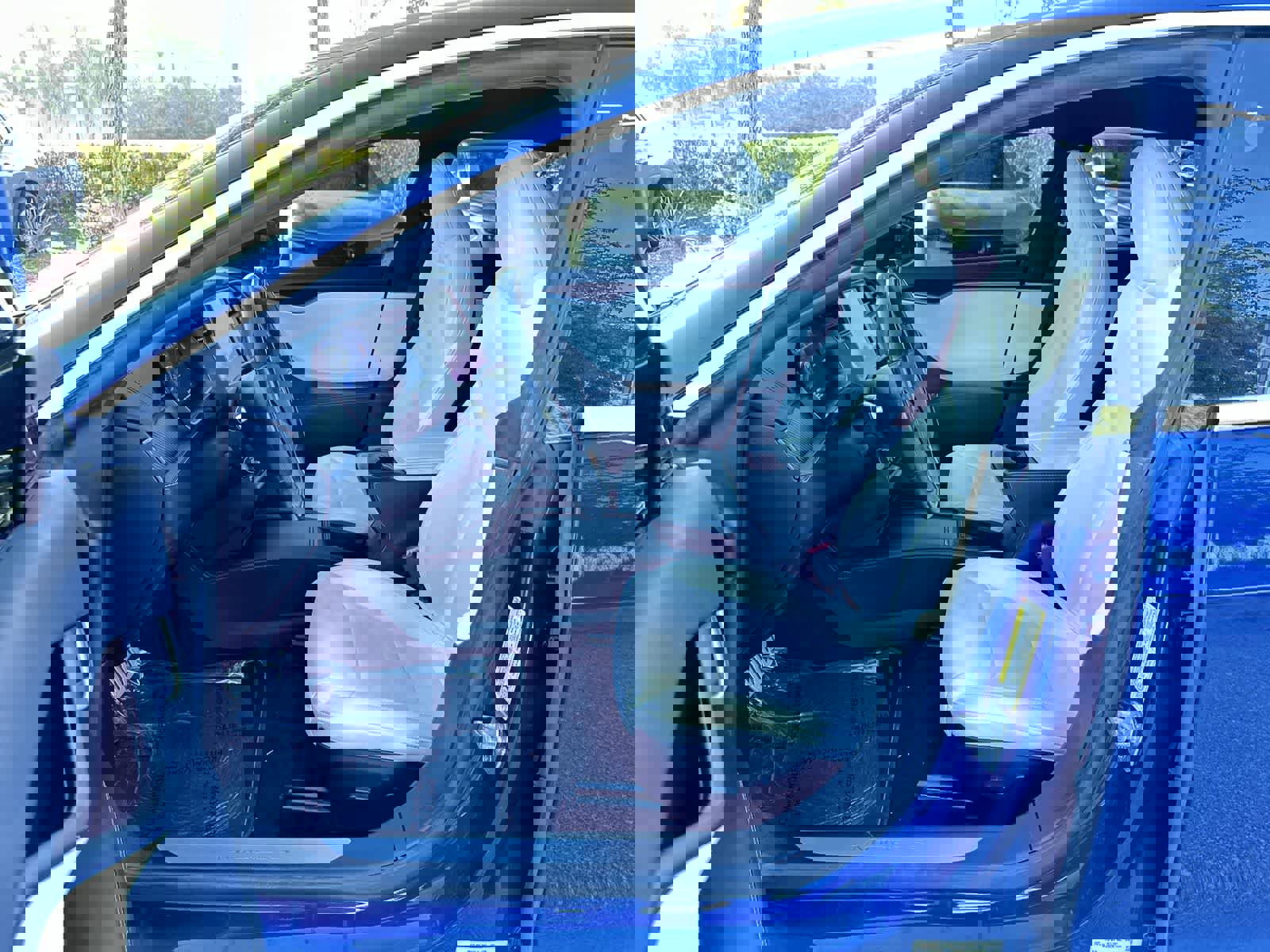 Used 2020 Tesla Model S Performance image 2