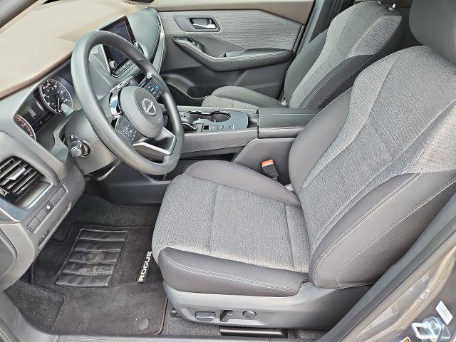 Certified 2022 Nissan Rogue SV image 14