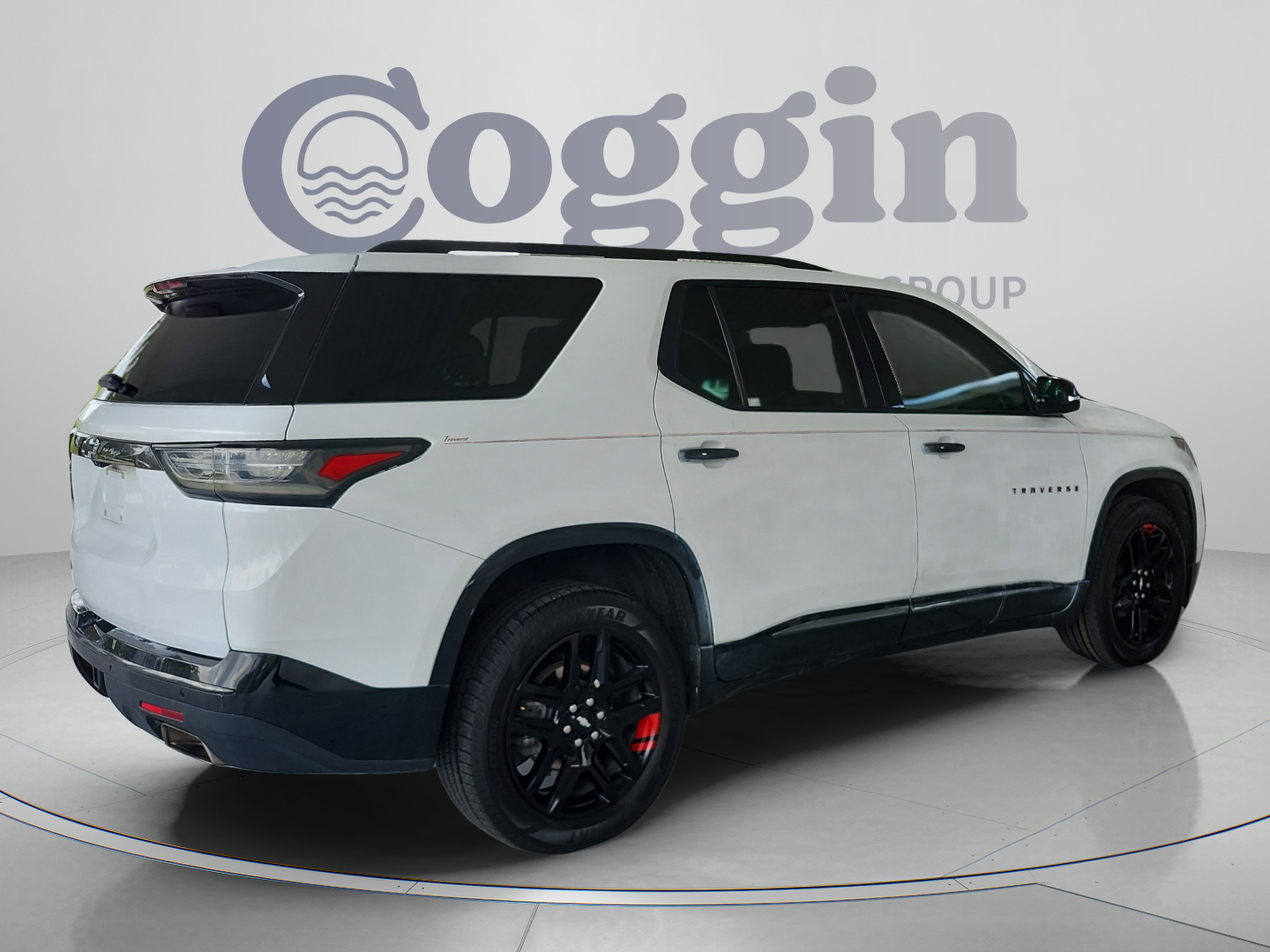 Used 2018 Chevrolet Traverse Premier w/ Redline Edition FWD image 5
