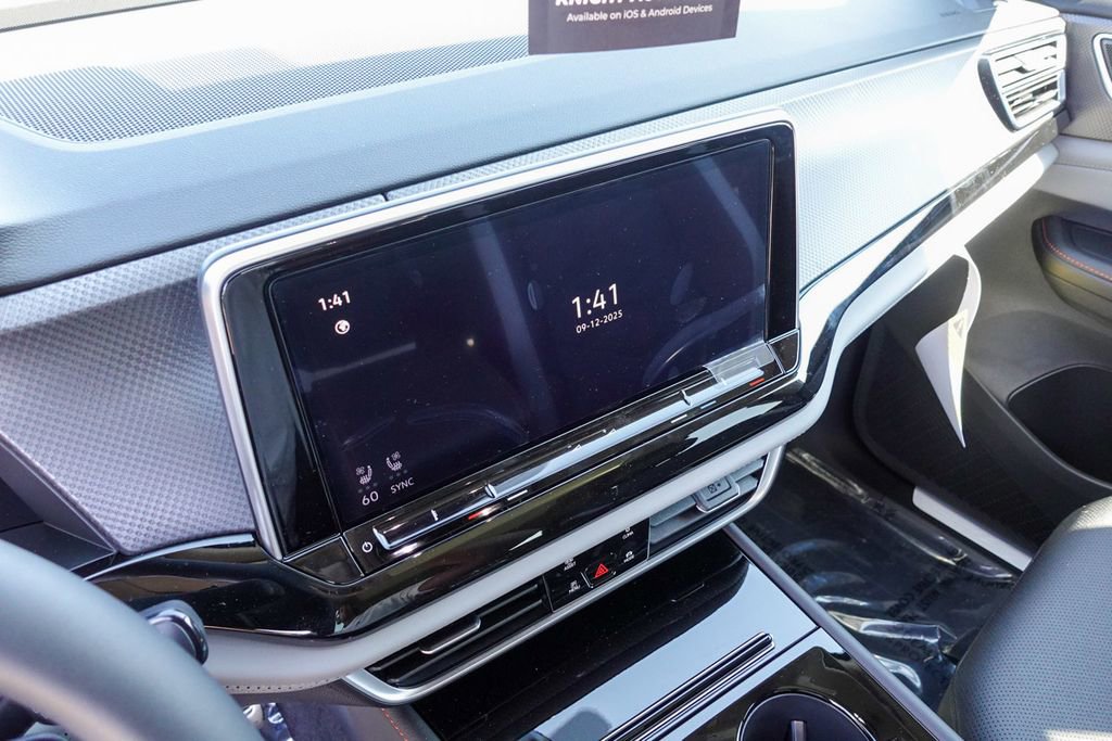 New 2026 Volkswagen Atlas Peak Edition image 23