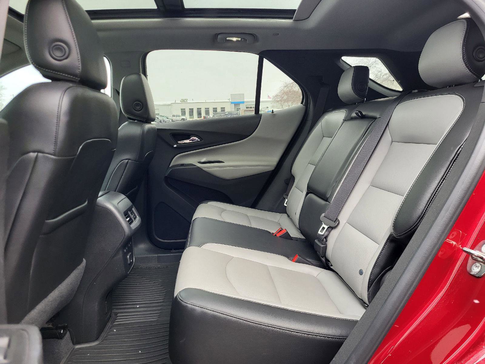 Used 2019 Chevrolet Equinox Premier image 10