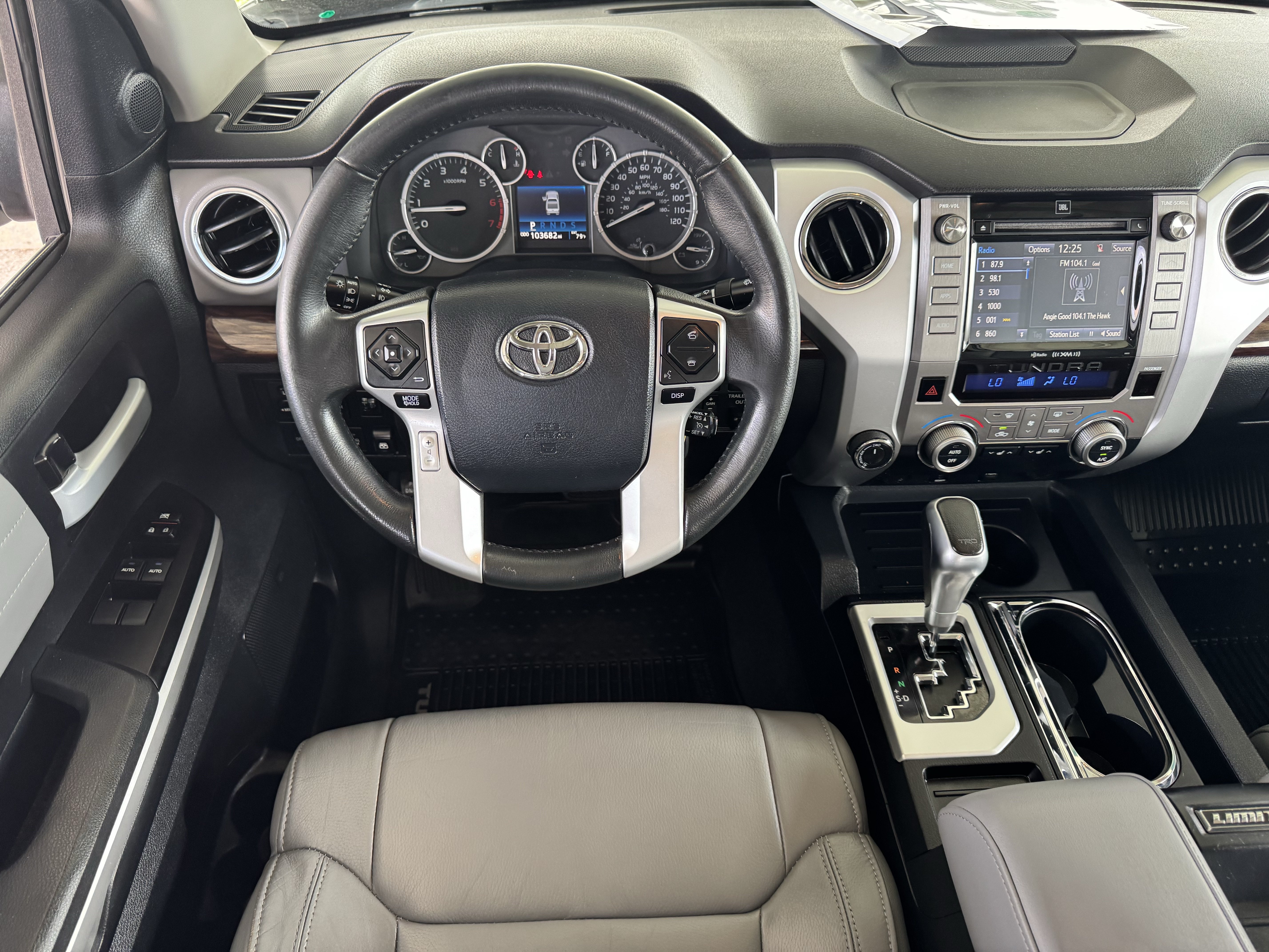 Used 2017 Toyota Tundra Limited w/ Limited Premium Package AWD/4WD image 19