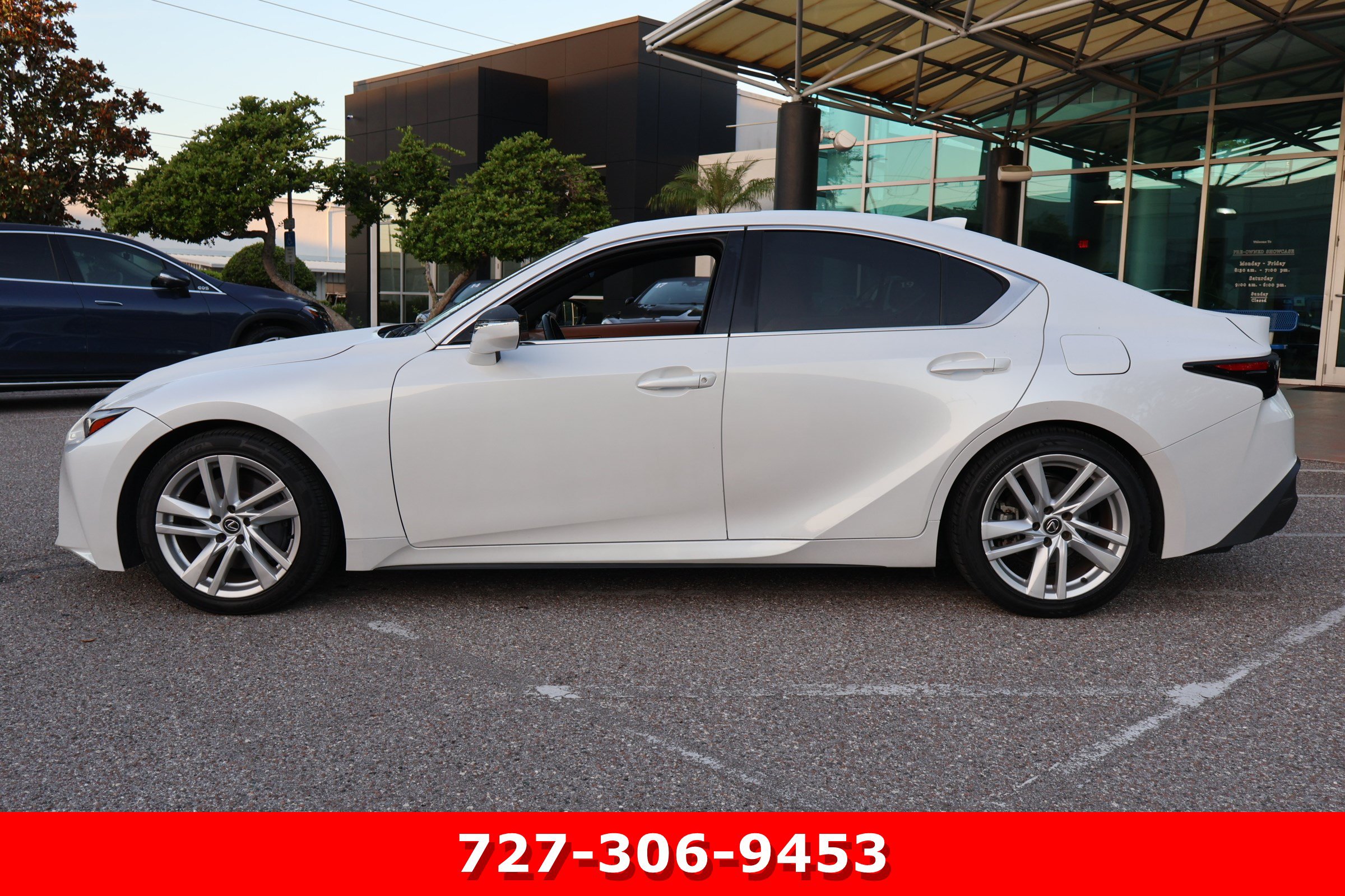 Used 2023 Lexus IS 300 w/ Comfort Package RWD image 6