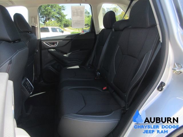 Used 2019 Subaru Forester Premium w/ All-Weather Package image 21