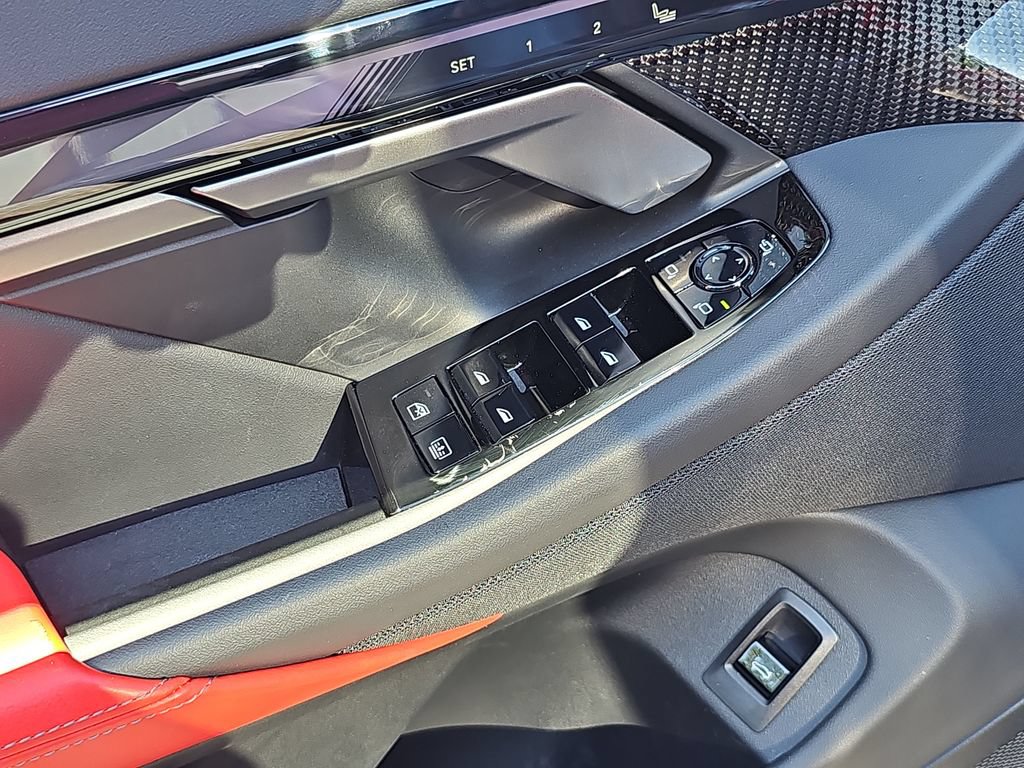 New 2026 BMW M5 w/ Carbon Package AWD/4WD image 19