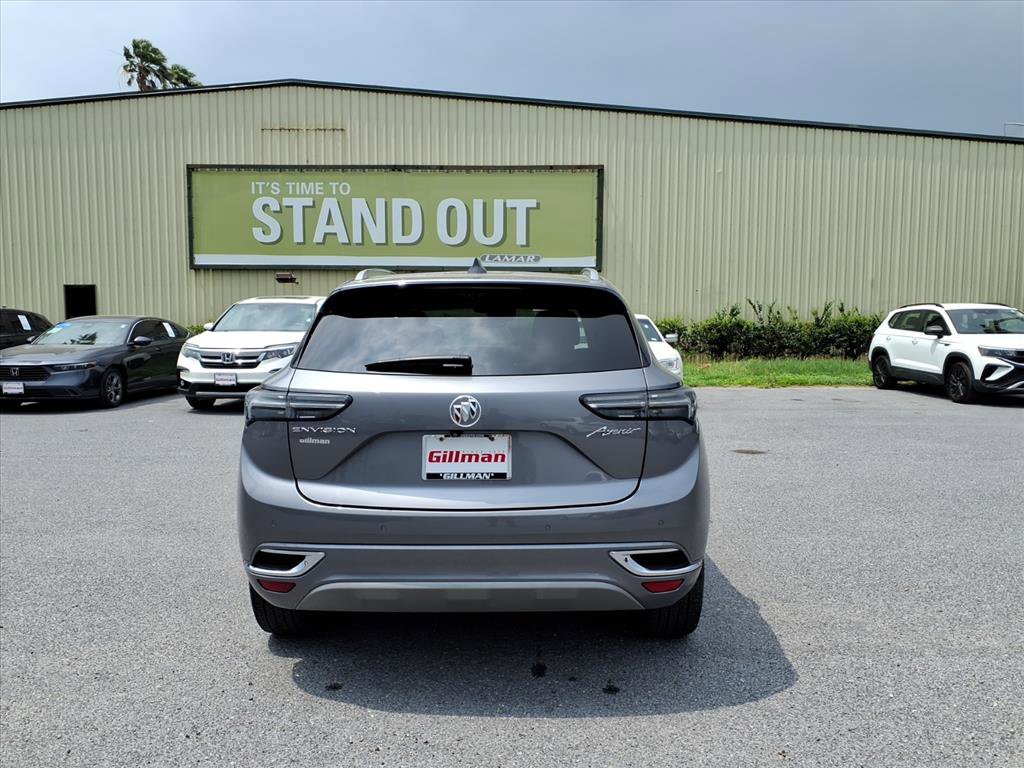 Used 2022 Buick Envision Avenir w/ Technology Package II FWD image 7