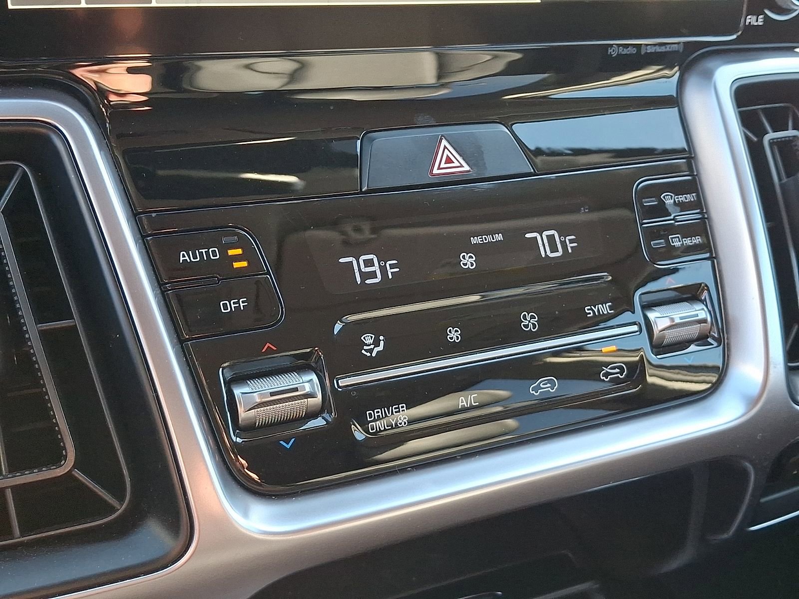 Used 2022 Kia Sorento S image 16