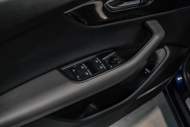Used 2021 Audi Q8 Premium Plus w/ Premium Plus Package AWD/4WD image 42