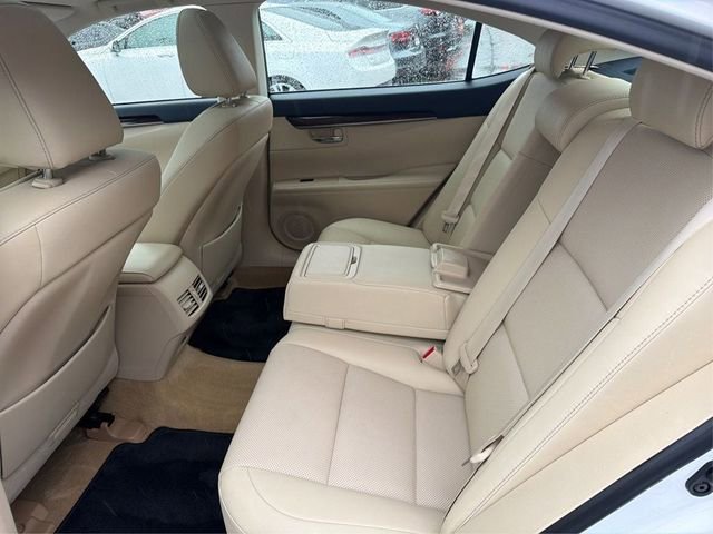 Used 2015 Lexus ES 350 w/ Premium Package image 10